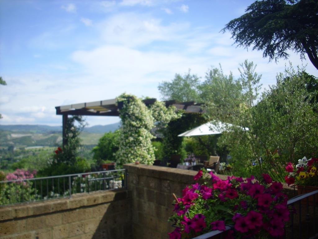 Chiara E Benedetta Villa Degli Ulivi Orvieto Eksteriør bilde